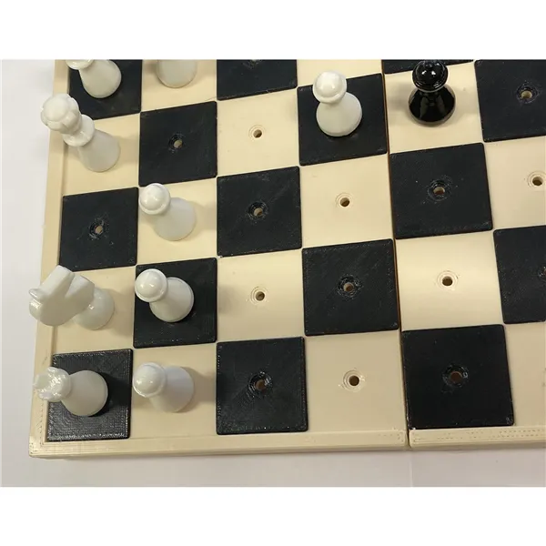 Hra Šachy cestovní