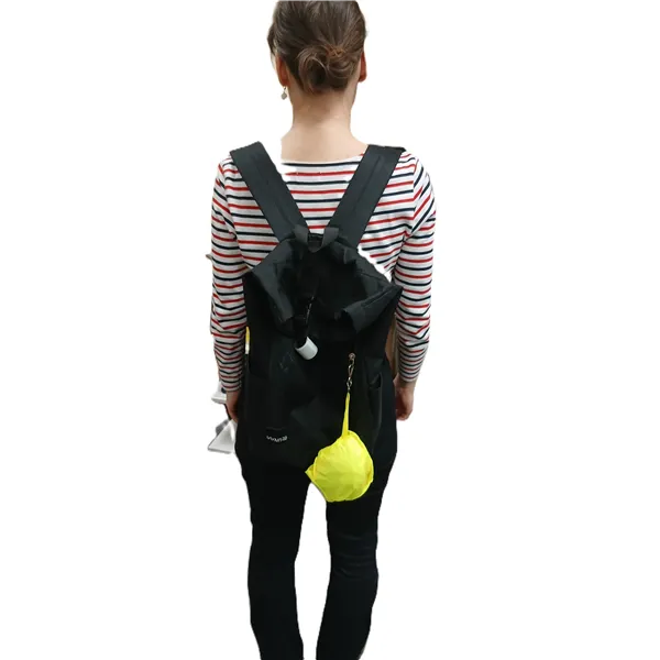 Potah na batoh s nápisem NEVIDOMÝ